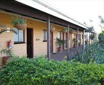 Picture 1/8 - Summerveld Country Lodge