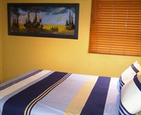 Second bedroom, double bed - Beachfront Gem 3