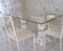 Six seater dining room - Malibu at Beverly Hills