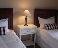 Twin Bedroom - ANNEX The White House (Self Catering Home) Your Home away from Home Accommodation