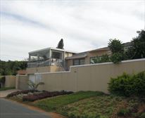 Picture 2/7 - A Family & Friends Guest House