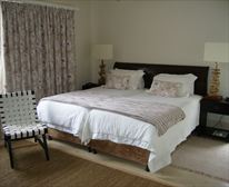 Newly renovated room 2 - Bali on the Ridge Bed & Breakfast