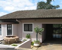 Front view of house. - Cliff Manor B&B