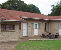 Uvongo : driveway - Sea-spray and Eagles Nest