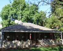  - Farmhouse Lodge Bed and Breakfast