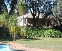  - Farmhouse Lodge Bed and Breakfast