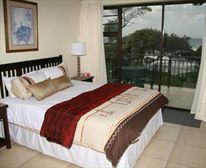 Bedroom - My Den Beachfront B&B and SC