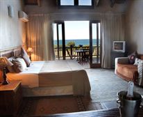  - Crawfords Beach Lodge and Cabins