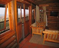 All units have TV+DSTV, views - Highlands Mountain Retreat