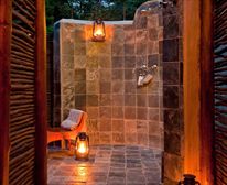  - Makakatana Bay Lodge
