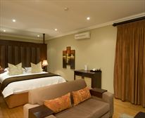  - Amici Guest Lodge