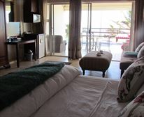 Picture 9/10 - Bentley on the Beach (Beachfront Accommodation)