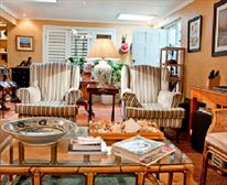 Family room - Manaar House B & B