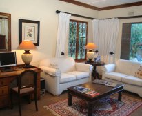 Guest Lounge - Sylvan Grove Guest House